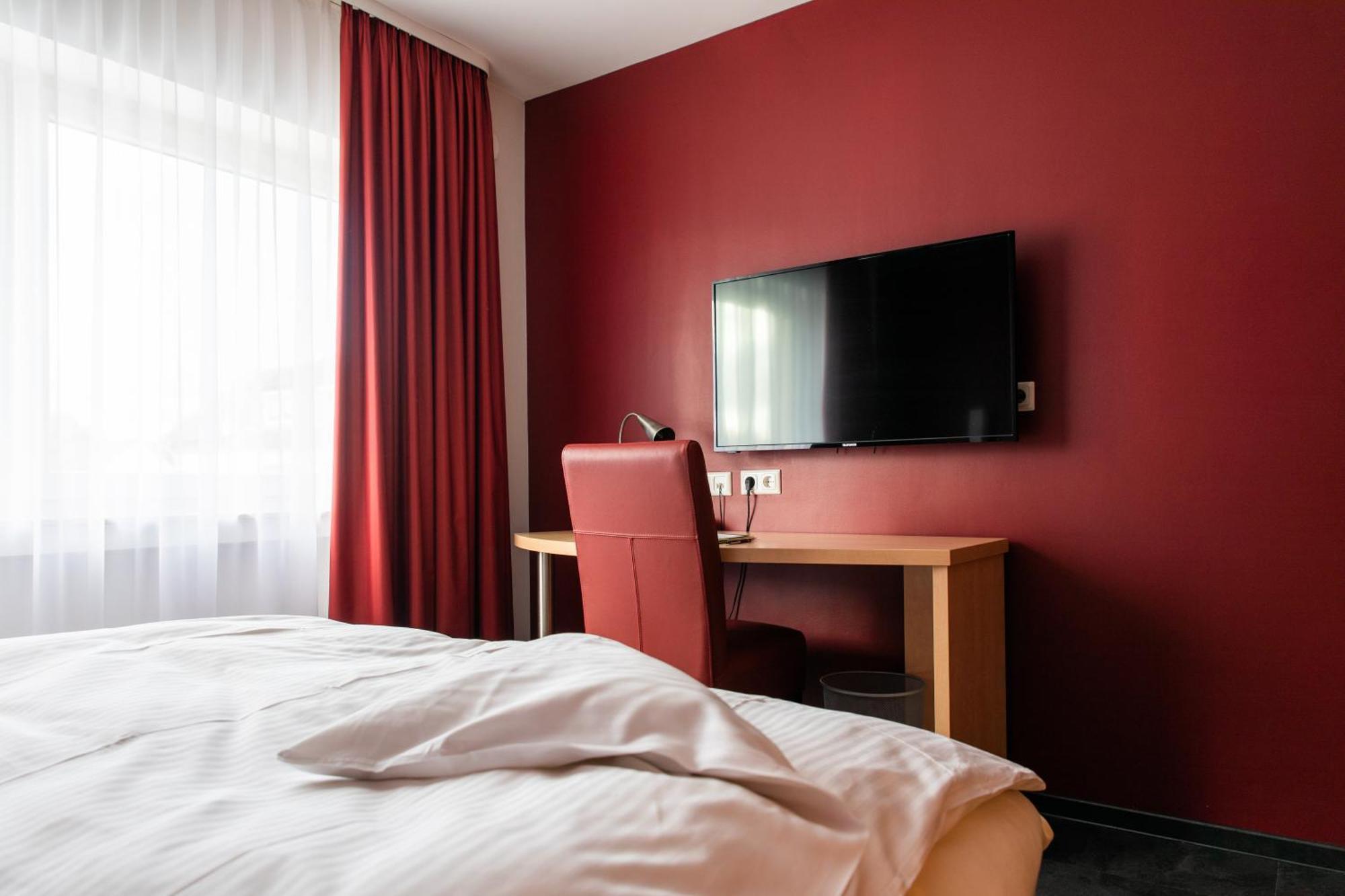 Mein Schlosshotel Heusenstamm Zewnętrze zdjęcie